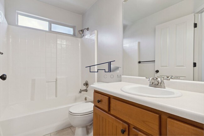 Building Photo - South Ogden 3 Bedroom Home for Lease!