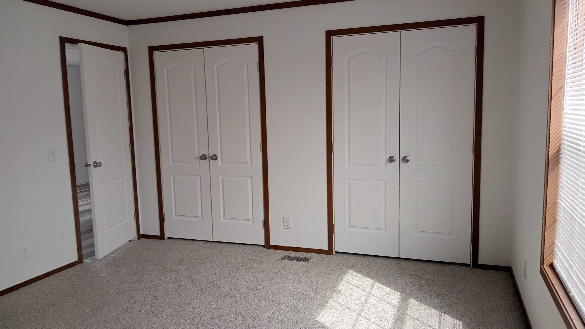 Building Photo - 49 Meggan Dr