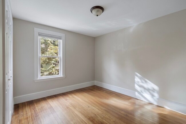 Building Photo - 20 Fairmount St