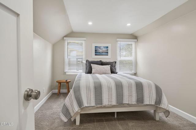 Building Photo - 201 S Olive St