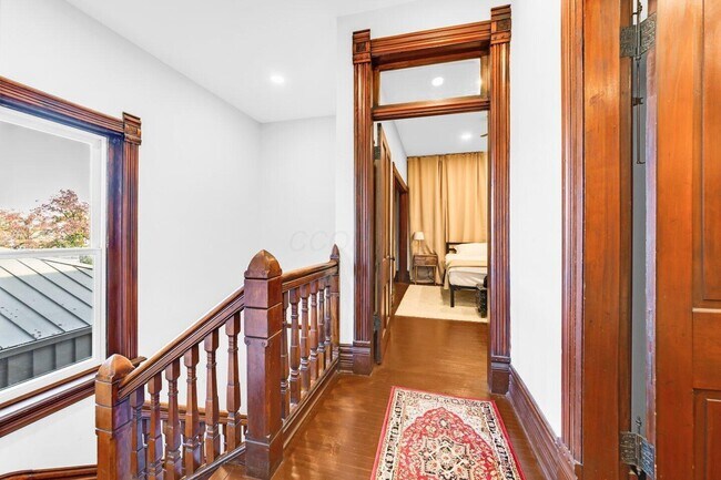 Building Photo - 1187 S High St