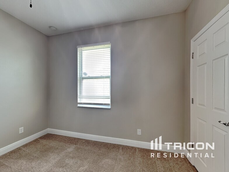 Building Photo - 3329 Cypress Grove Dr