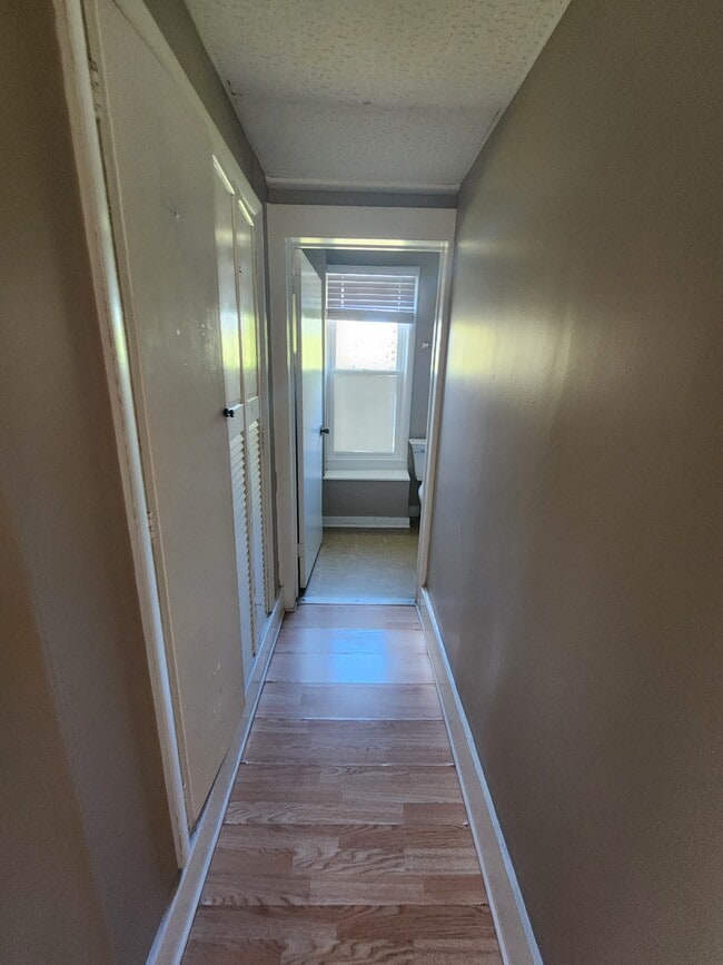 Building Photo - 4442 Knox St