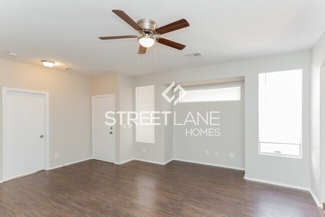 Building Photo - REDUCED!