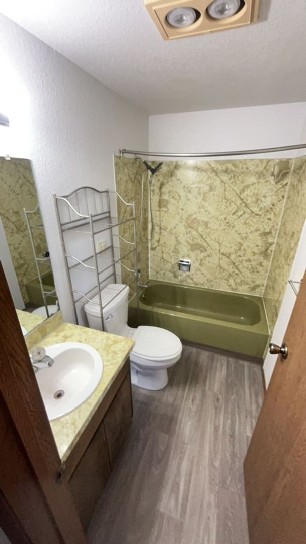 Building Photo - PRELEASING AUGUST 2026: 4 bedroom, 2.5 bathroom House