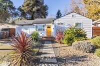 Building Photo - Renovated Two Bedroom West Napa Bungalow