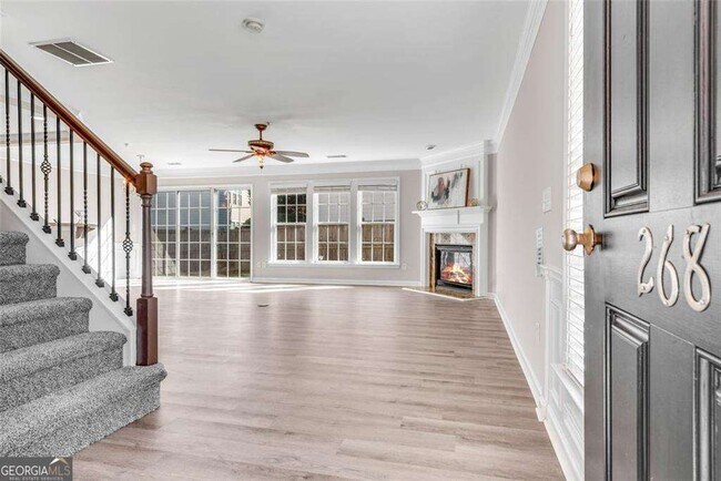 Building Photo - 268 Balaban Cir