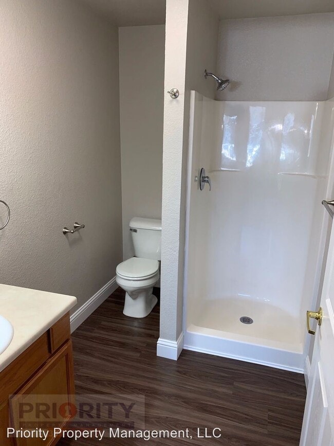 Building Photo - 1101 Desert Hills Cir E