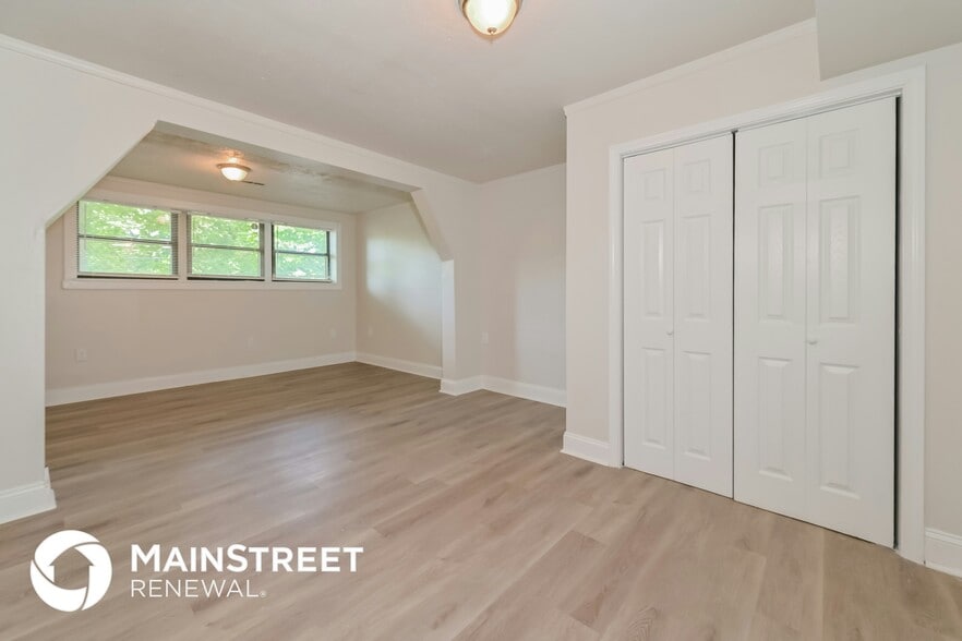 Building Photo - 5728 Wooded Acres Dr NW