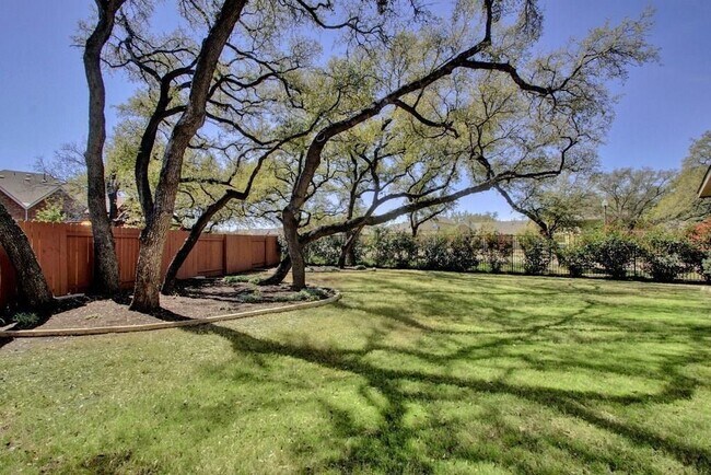 Building Photo - 10825 Ballard Path