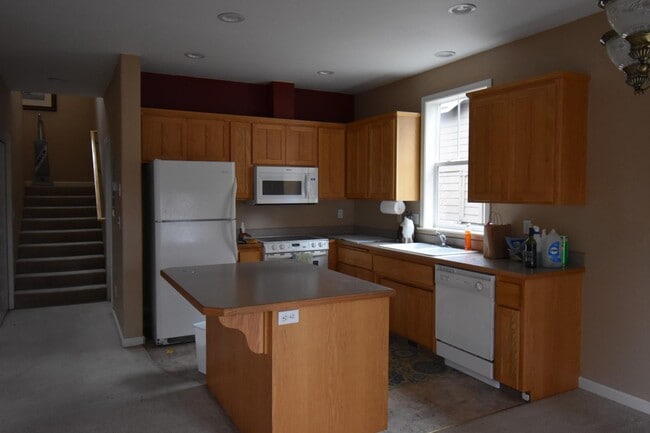 Building Photo - 10408 N Merlin Way