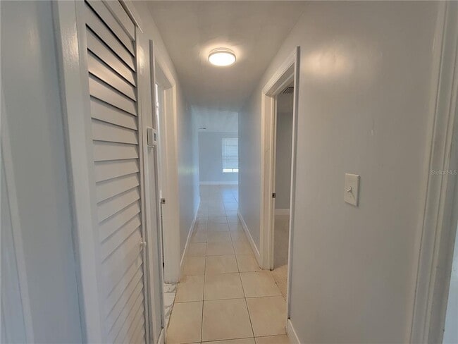 Building Photo - 3301 Ash St