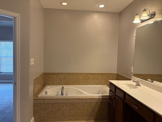 Building Photo - 8302 Gibbs Way