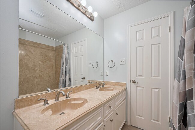 Building Photo - 1103 Cheyenne Meadows Dr