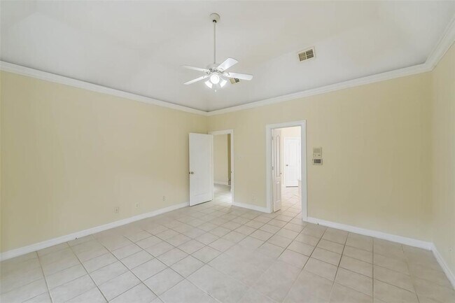 Building Photo - 1706 Galleon Oaks Dr