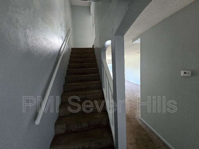 Building Photo - 2325 W Pensacola St