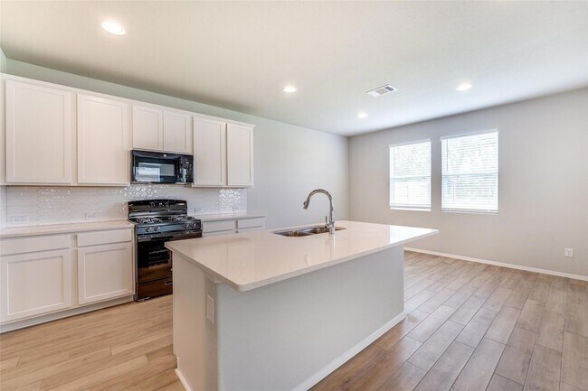 Building Photo - 68 Bent Trl Ln