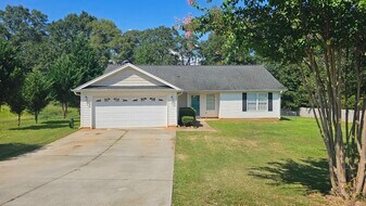 Building Photo - 203 Turkey Trot Rd