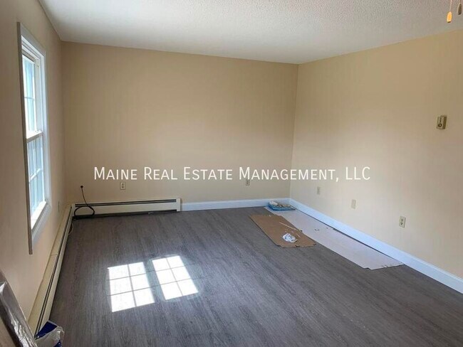 Building Photo - 47 Hill St