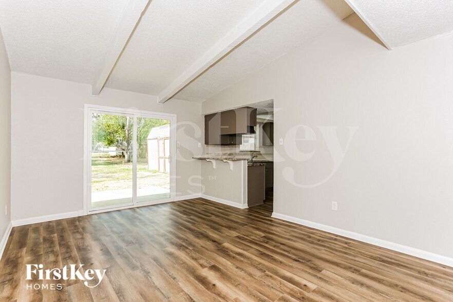 Building Photo - 1602 Geraldine Ln