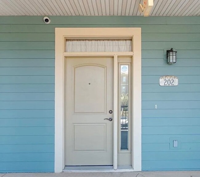 Building Photo - 3/3 Condo - Gulf Shores