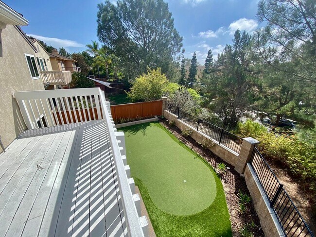 Building Photo - Solar Powered Gorgeous Carmel Valley Home!