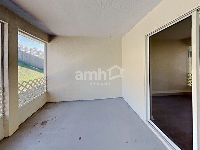 Building Photo - 315 Morningview Dr