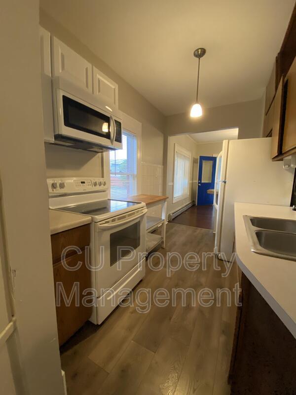 Building Photo - 508 N Fair St