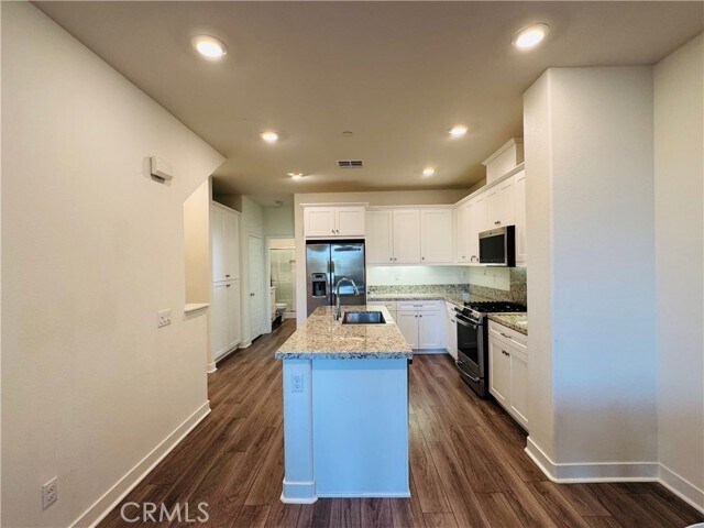 Building Photo - 2626 Glamis Ct