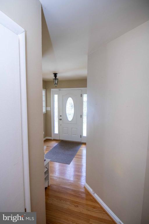 Building Photo - 2205 Parker Ave