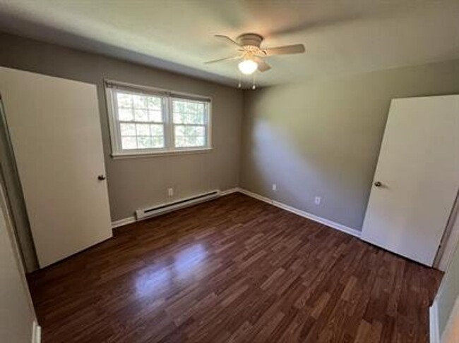 Building Photo - 2/1 Near The Swamp Rabbit Trail Available ...