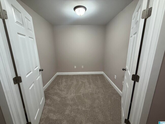 Building Photo - 5744 Colony Ln