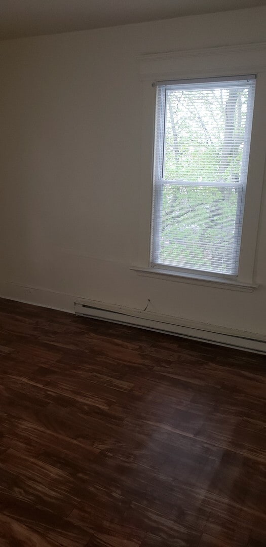 Building Photo - DICKERMAN