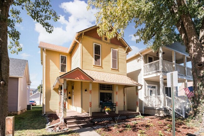 Building Photo - 848 Camp St