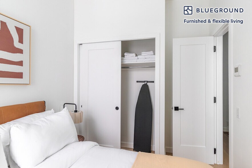 Building Photo - 433 Wythe Ave