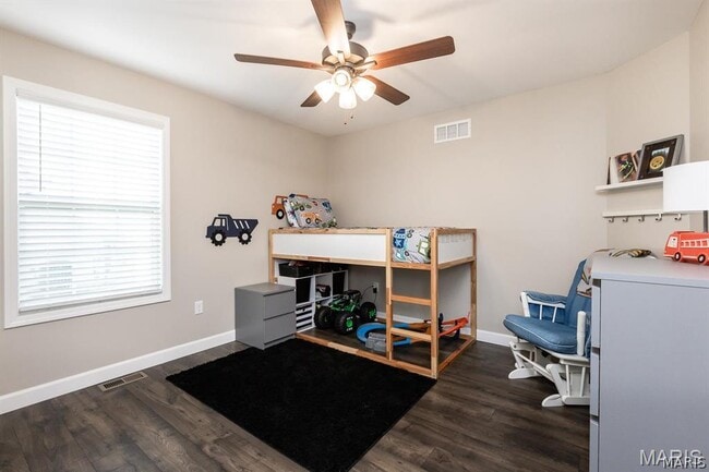 Building Photo - 3505 Chippewa Dr