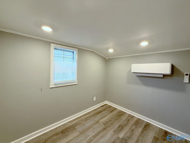 Building Photo - 3316 Clopton St SW