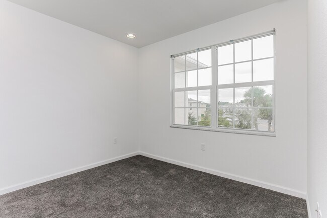 Building Photo - 2871 NW Treviso Cir