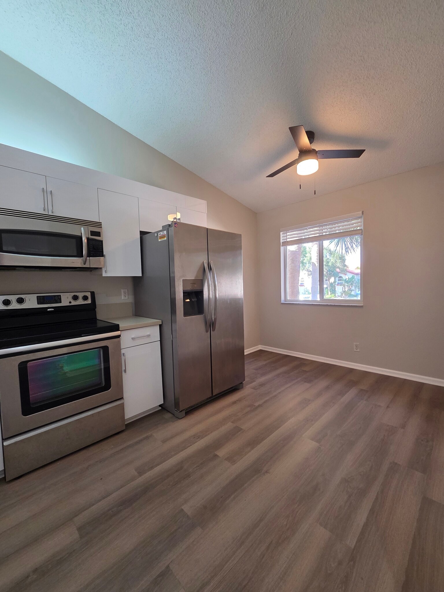 Building Photo - 330 NW 67th St