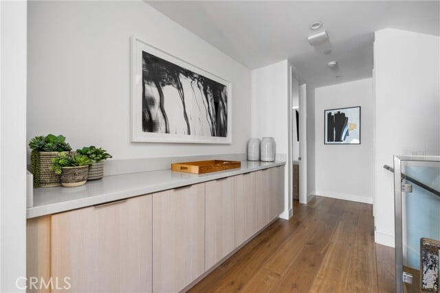 Building Photo - 3351 Via Lido