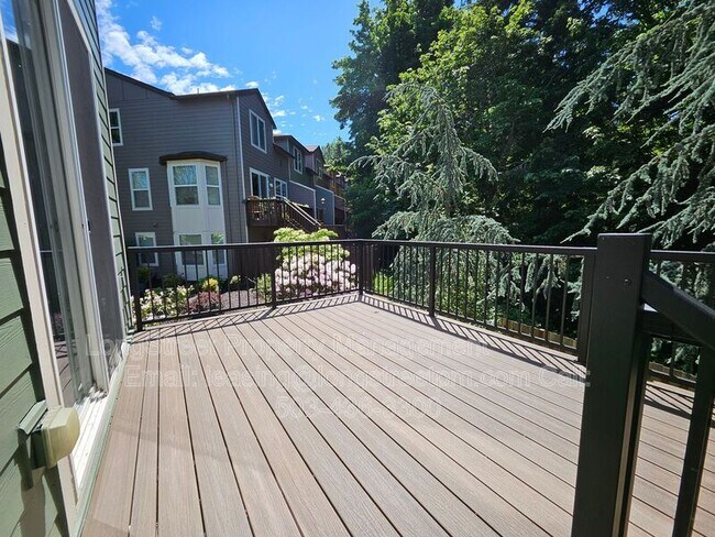Building Photo - 13135 SW Raptor Pl