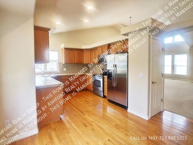 Building Photo - 9931 Red Sage Dr