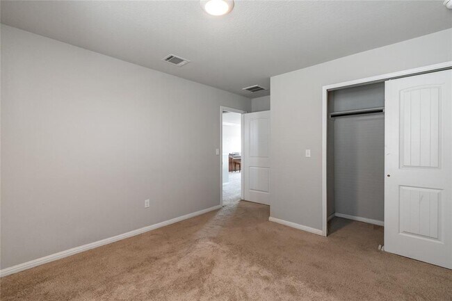 Building Photo - 110 Rainmaker Cv