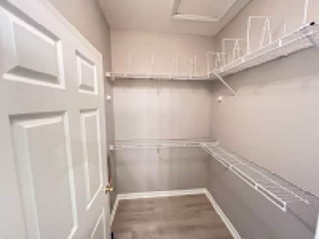 Building Photo - Charming 2-Bed, 2- bath Townhouse for Rent