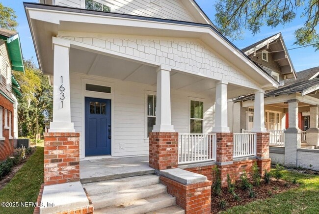 Building Photo - 1631 Boulevard