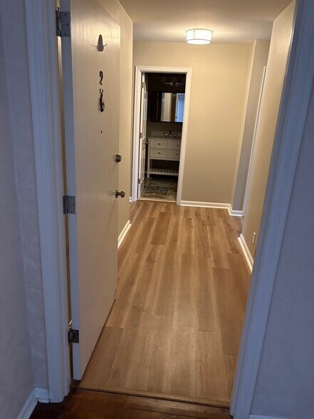 Building Photo - 6518 Montero Dr