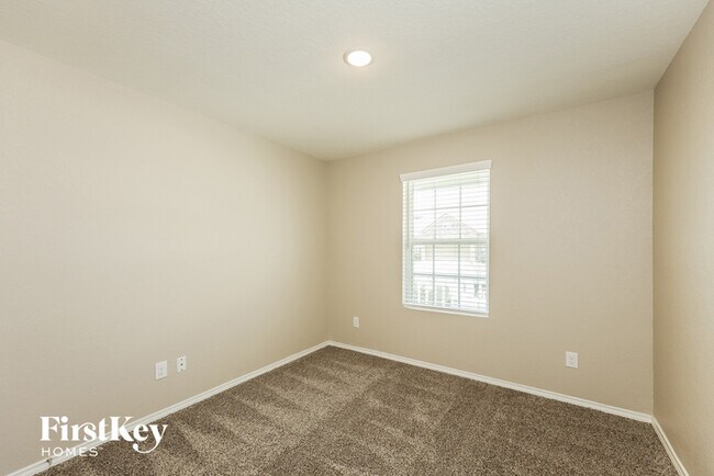 Building Photo - 13707 Locklear Way