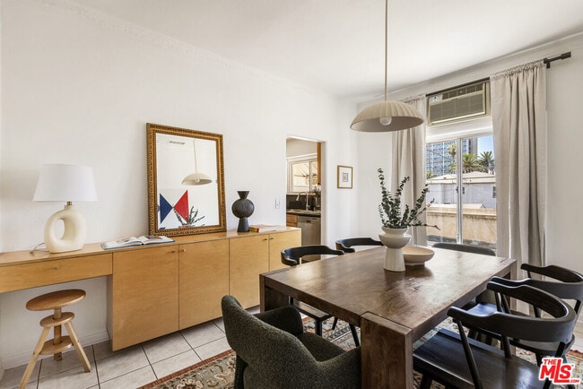 Building Photo - 1147 Westmoreland Ave