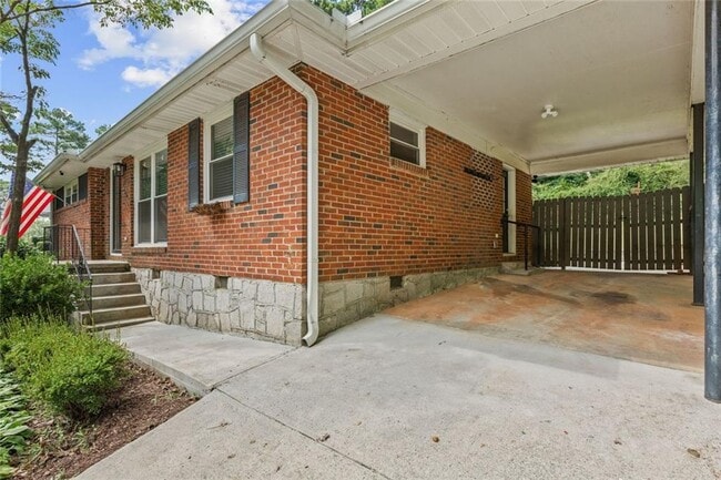 Building Photo - 2679 Harrington Dr