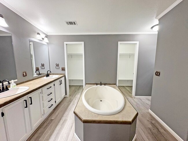 Building Photo - 7310 Palo Verde